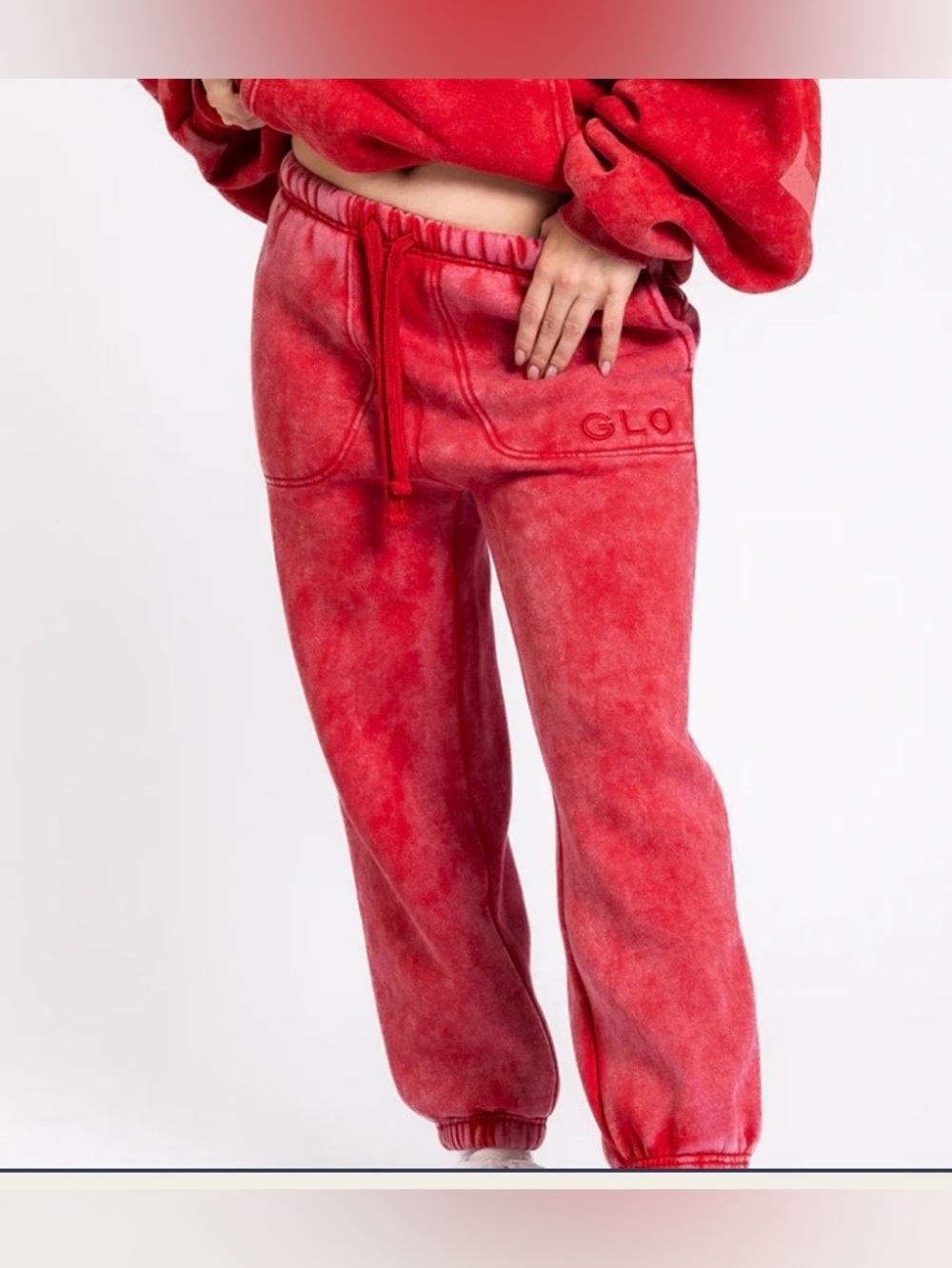 GLO Kingdom Essential Snow Wash Jogger in true red